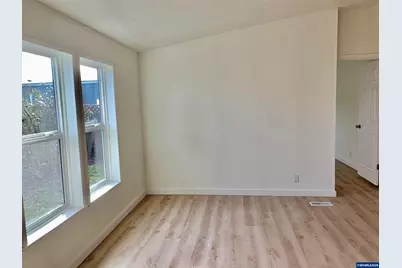 5077 Springfield Ct N, Keizer, OR 97303 - Photo 10
