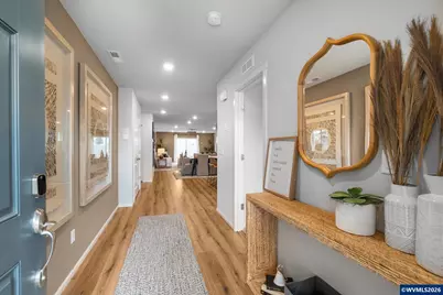 516 Spring Bl, Woodburn, OR 97071 - Photo 2