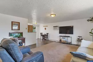 815 N 4th St, Aumsville, OR 97325 - Photo 6