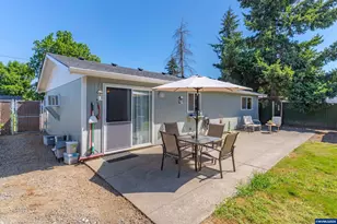 815 N 4th St, Aumsville, OR 97325 - Photo 32