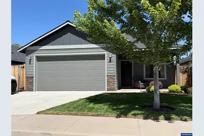 2955 NW Hemlock Ln, Redmond, OR 97756 - Photo 1