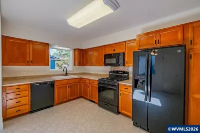 1140 Lewis St SE, Salem, OR 97302 - Photo 14