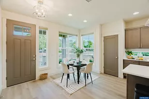1938 SW 53rd St, Corvallis, OR 97333 - Photo 8