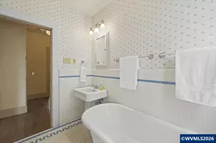 404 SW 6th St, Corvallis, OR 97333 - Photo 32