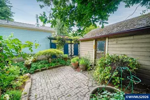 404 SW 6th St, Corvallis, OR 97333 - Photo 40