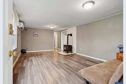 27329 Rowell Hill Rd, Sweet Home, OR 97386 - Photo 6