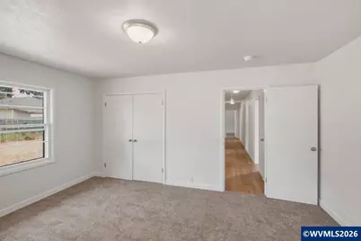 815 Church St, Woodburn, OR 97071 - Photo 20