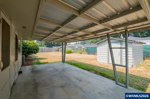 815 Church St, Woodburn, OR 97071 - Photo 34