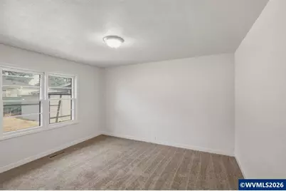 815 Church St, Woodburn, OR 97071 - Photo 12