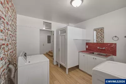 815 Church St, Woodburn, OR 97071 - Photo 26