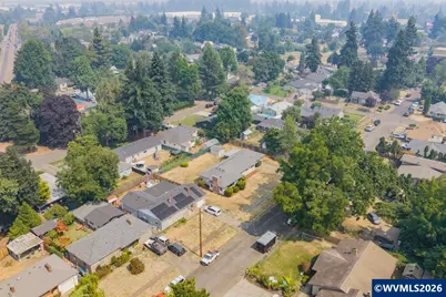 815 Church St, Woodburn, OR 97071 - Photo 42