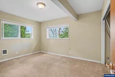 433 Ash St, Dayton, OR 97114 - Photo 12