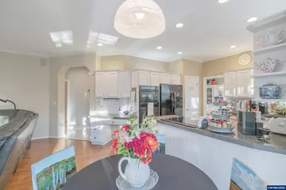 925 Scepter Ct NE, Salem, OR 97301 - Photo 16