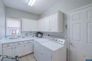 925 Scepter Ct NE, Salem, OR 97301 - Photo 36