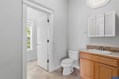 208 N 15th St, Philomath, OR 97370 - Photo 12