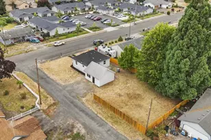 711 W Grant St, Lebanon, OR 97355 - Photo 34