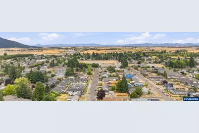 711 W Grant St, Lebanon, OR 97355 - Photo 40