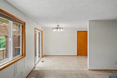 970 NW Cypress Av, Corvallis, OR 97330 - Photo 6