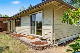 970 NW Cypress Ave, Corvallis, OR 97330 - Photo 32