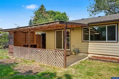 970 NW Cypress Av, Corvallis, OR 97330 - Photo 26