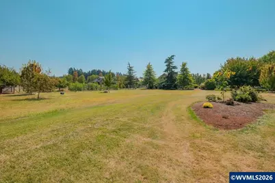 1704 62nd Av SE, Salem, OR 97317 - Photo 10