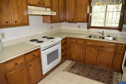 847 George St NW St, Salem, OR 97304 - Photo 4
