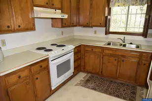 847 George St NW, Salem, OR 97304 - Photo 4