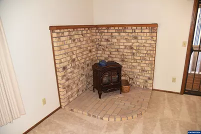 847 George St NW St, Salem, OR 97304 - Photo 8