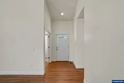 5183 Peterson St SE, Salem, OR 97306 - Photo 4