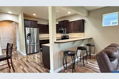 5739 Avalon St, Eugene, OR 97402 - Photo 10