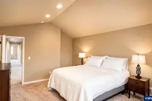 5739 Avalon St, Eugene, OR 97402 - Photo 16