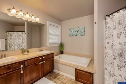 4889 Whitewater St NE, Salem, OR 97305 - Photo 20
