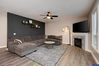 4889 Whitewater St NE, Salem, OR 97305 - Photo 12