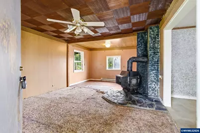 1715 Cascade Dr, Lebanon, OR 97355 - Photo 4