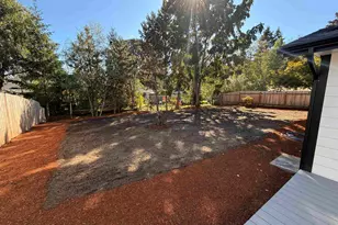 860 Ironwood Dr SE, Salem, OR 97306 - Photo 40