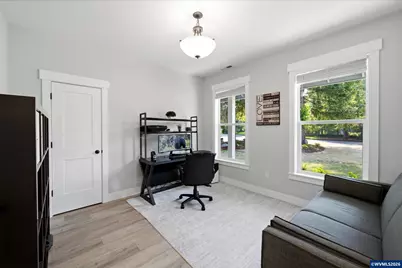 315 Santiam Pointe Lp NE, Mill City, OR 97360 - Photo 18