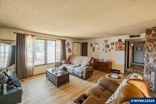 5654 Lompoc Ct S, Salem, OR 97306 - Photo 10
