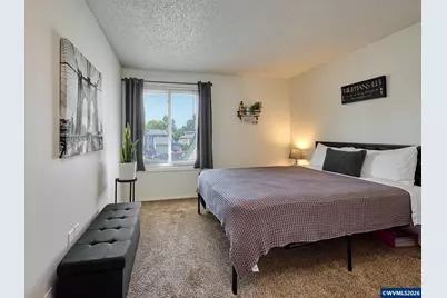 3828 Auburn Rd NE, Salem, OR 97301 - Photo 14