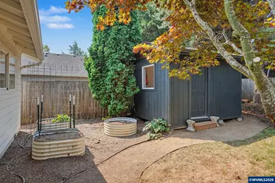 5029 Geoff St S, Salem, OR 97306 - Photo 36