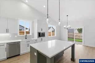 6660 Maddie Nichole St SE, Salem, OR 97306 - Photo 14