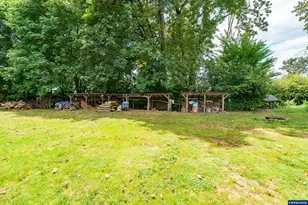 6776 Rochester St NE, Salem, OR 97305 - Photo 36