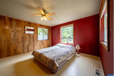 6776 Rochester St NE, Salem, OR 97305 - Photo 14