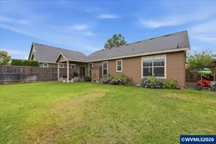 1070 Prairie Meadows Av, Junction City, OR 97448 - Photo 22