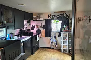 1817 Vine St, Sweet Home, OR 97386 - Photo 12