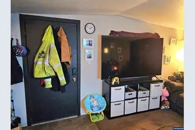 1817 Vine St, Sweet Home, OR 97386 - Photo 10