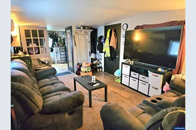1817 Vine St, Sweet Home, OR 97386 - Photo 8