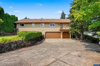2451 SW Maplewood Dr, Dallas, OR 97338 - Photo 10