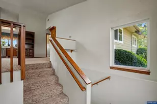 2451 SW Maplewood Dr, Dallas, OR 97338 - Photo 28