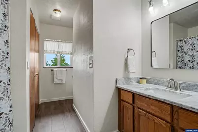 2451 SW Maplewood Dr, Dallas, OR 97338 - Photo 30