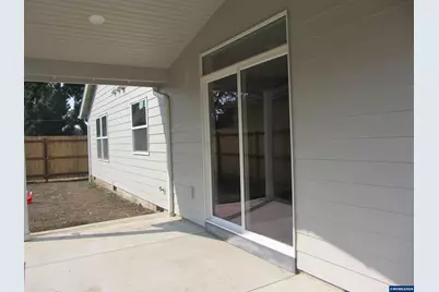 73 Park St, Lebanon, OR 97355 - Photo 18